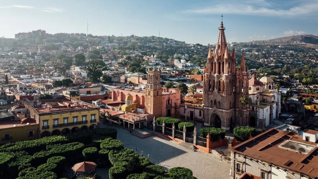 San Miguel de Allende travel gui...
